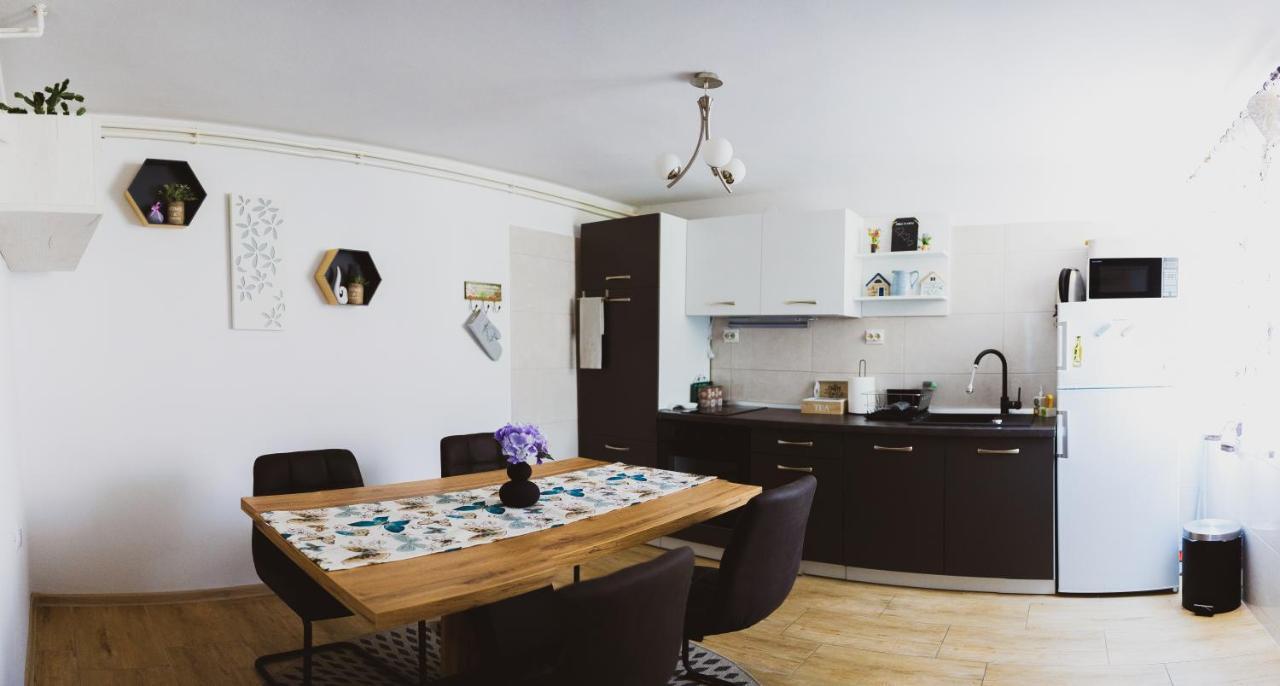 Soba I Apartman Dula Огулин Экстерьер фото