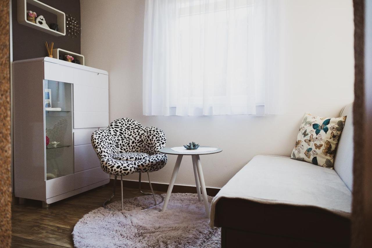 Soba I Apartman Dula Огулин Экстерьер фото