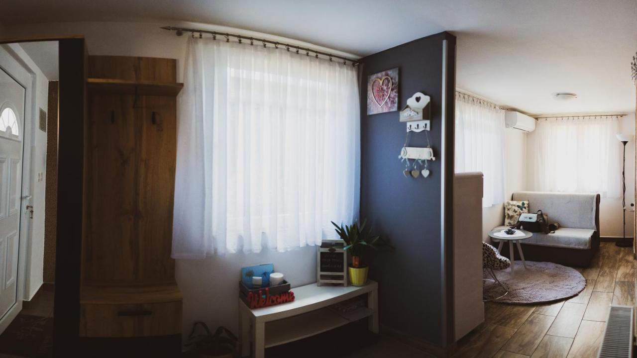Soba I Apartman Dula Огулин Экстерьер фото