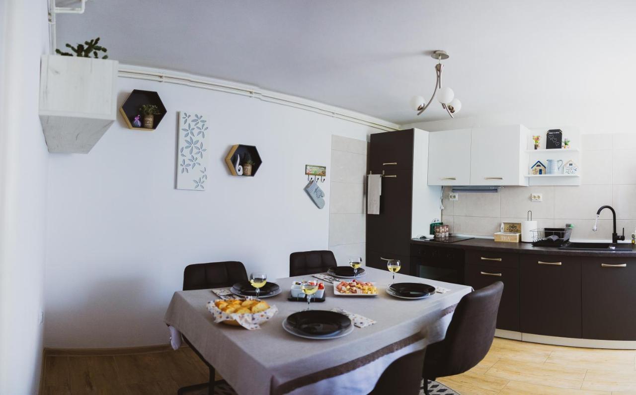 Soba I Apartman Dula Огулин Экстерьер фото